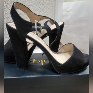 Chinese Laundry Black Suede Heels